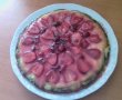 Tarta cu capsuni si fructe de padure-0