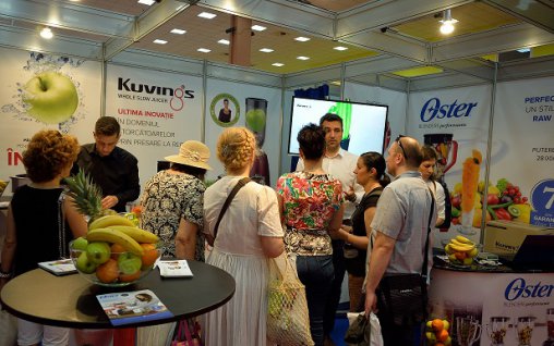 Expoziţia Raw Generation a avut un invitat special - Kuvings, ultima inovaţie în materie de storcătoare prin presare la rece