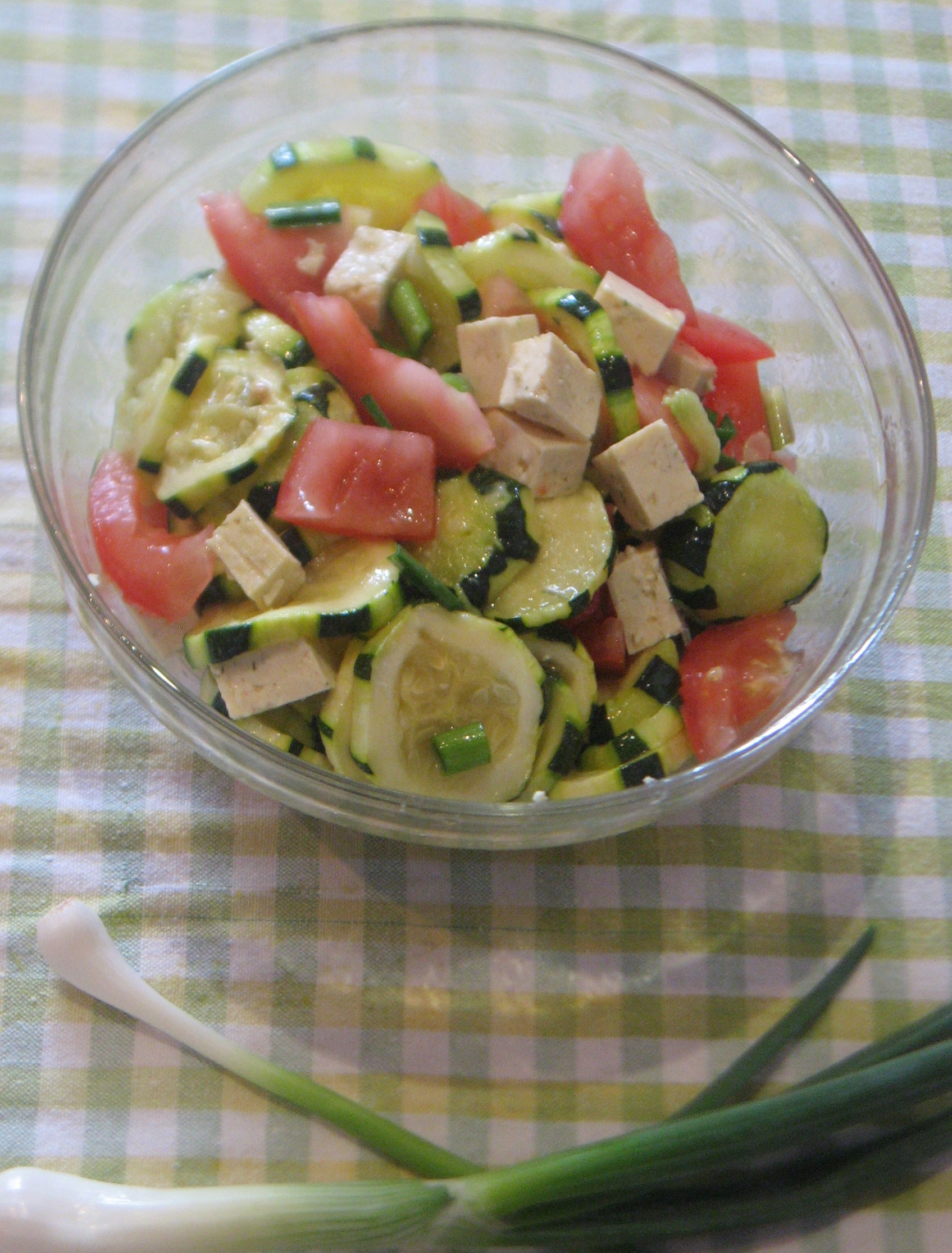 Salata calda de dovlecei