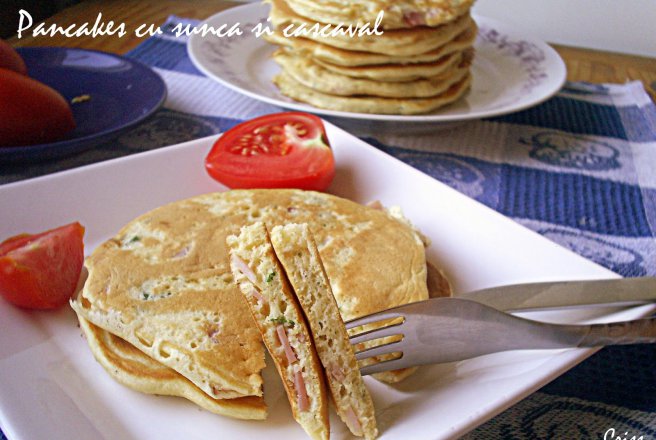 Pancakes cu sunca si cascaval