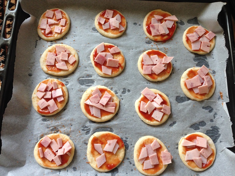 Mini pizza la cuptor