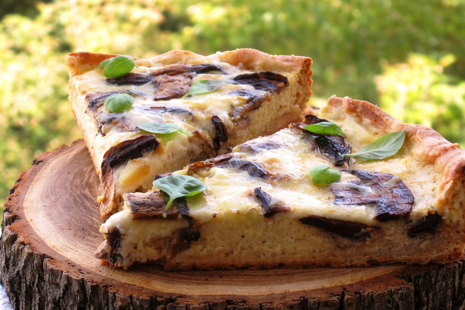 Tarta sarata cu ciuperci