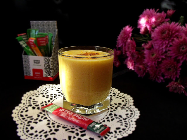 Smoothie de mango,kaki şi portocală