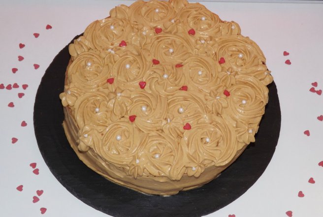 Tort cu crema caramel