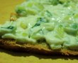 Crema de branza cu castravete si ceapa verde-1