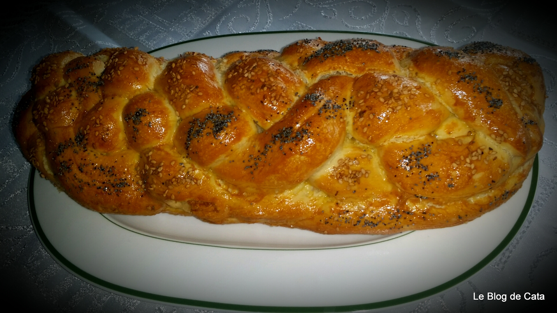 Colac impletit in 6 - Challah