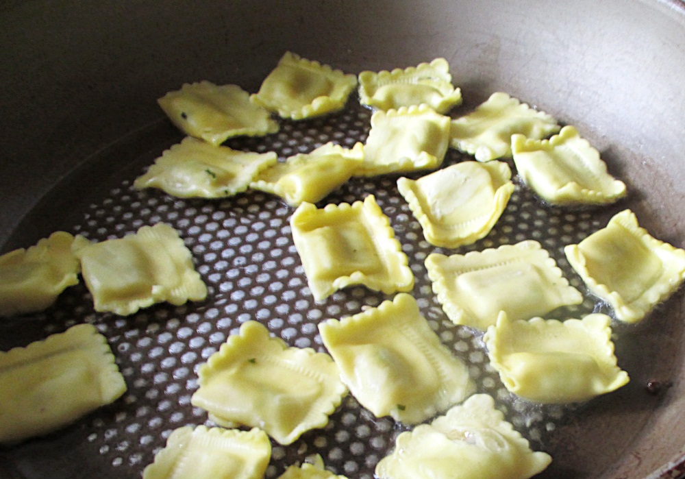 Ravioli prajiti