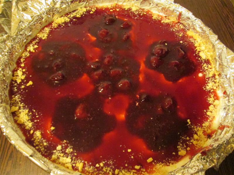 Cheesecake cu visine (fara coacere)