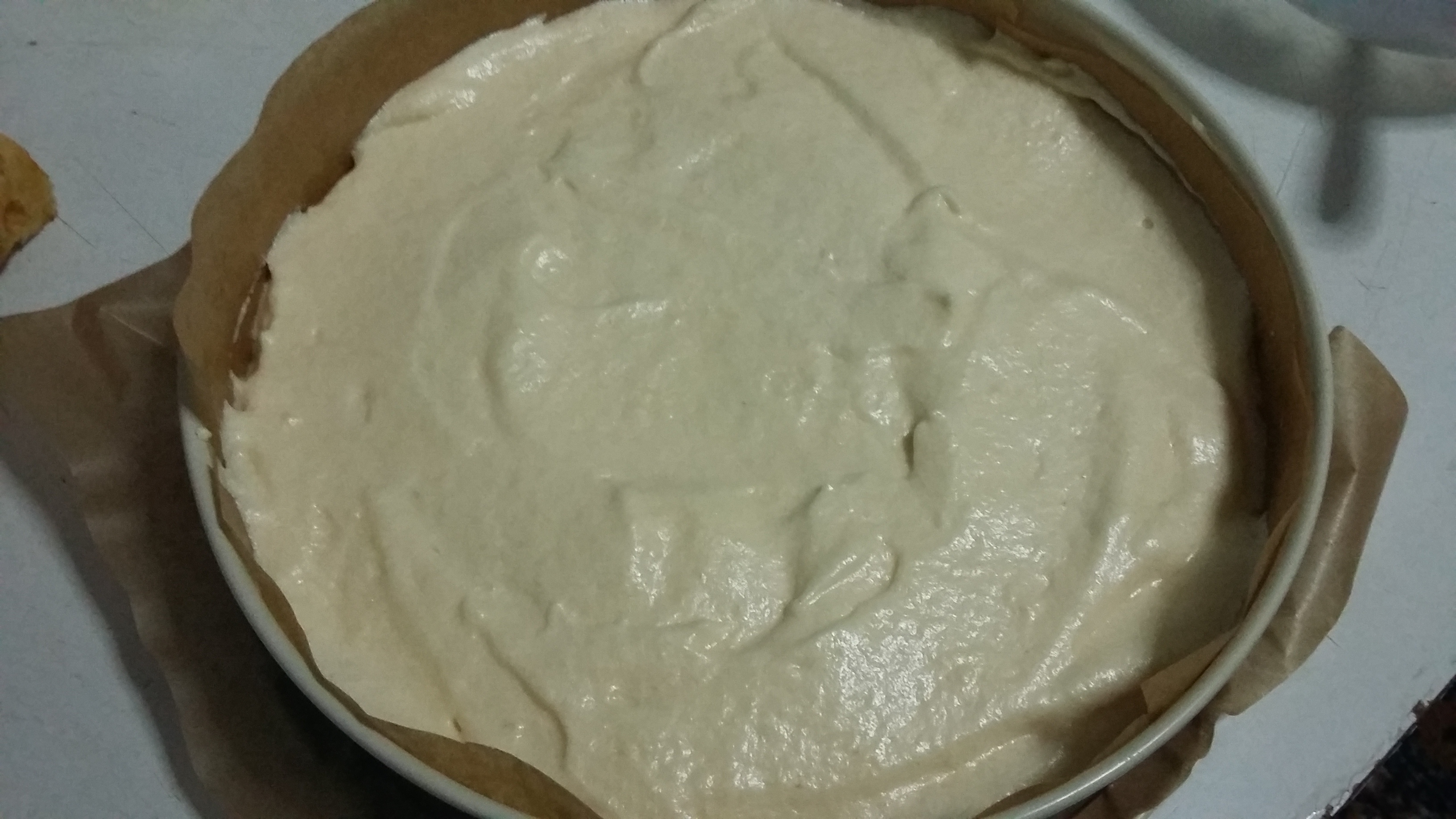 Tort cu crema de ciocolata si jeleu de visine