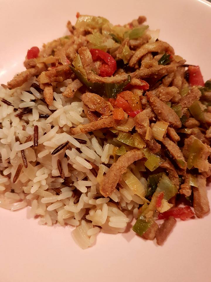 Pilaf cu fasii de carne de porc in stil oriental