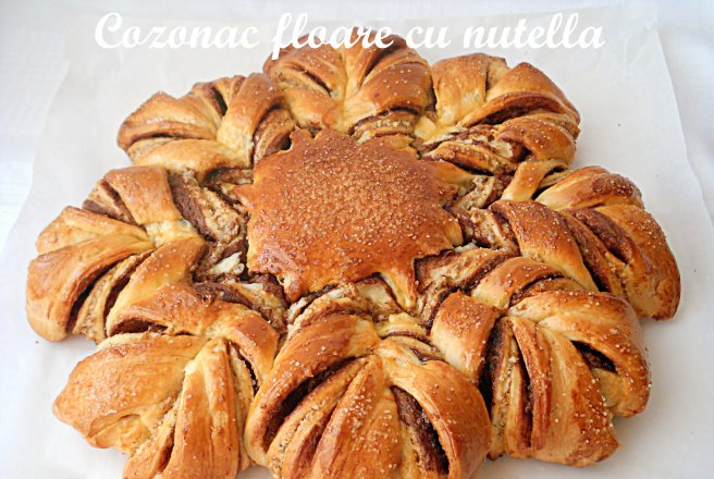 Cozonac floare cu nutella