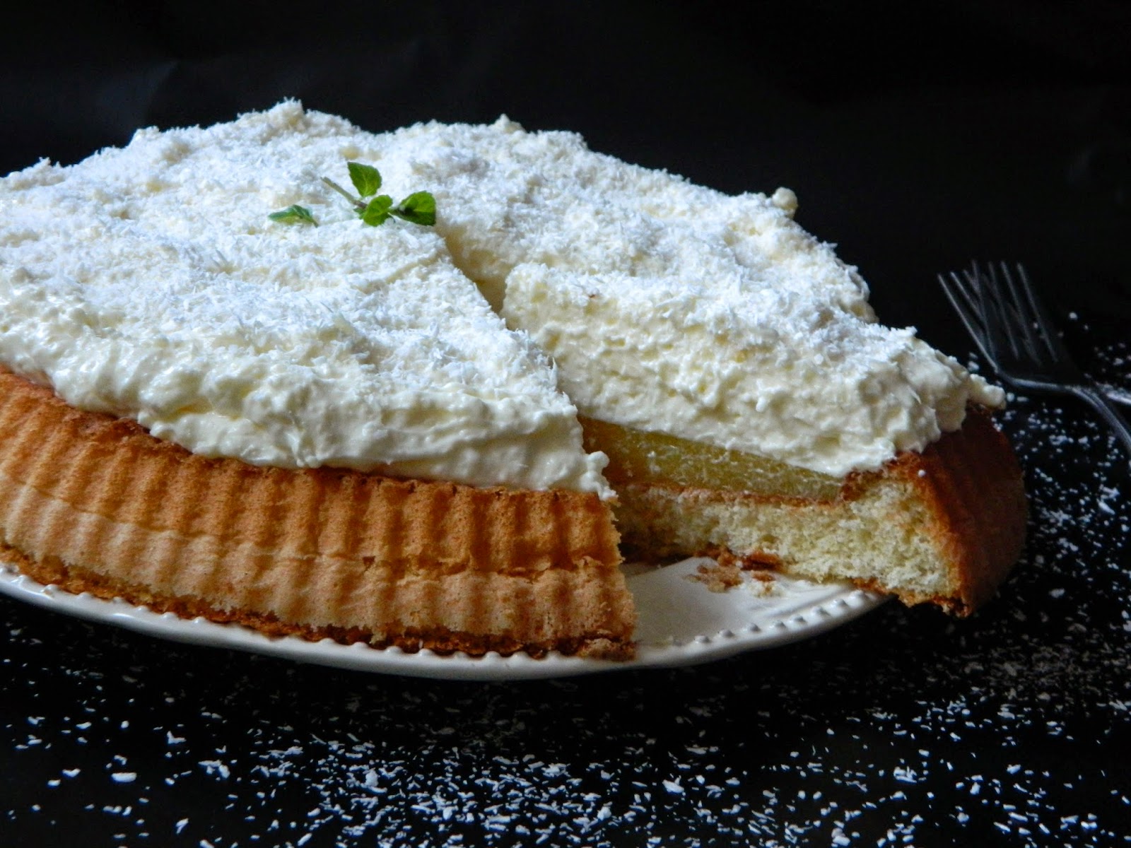 Tarta cu jeleu de mango si crema de ananas