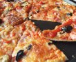 Pizza cu sunca si ciuperci-7