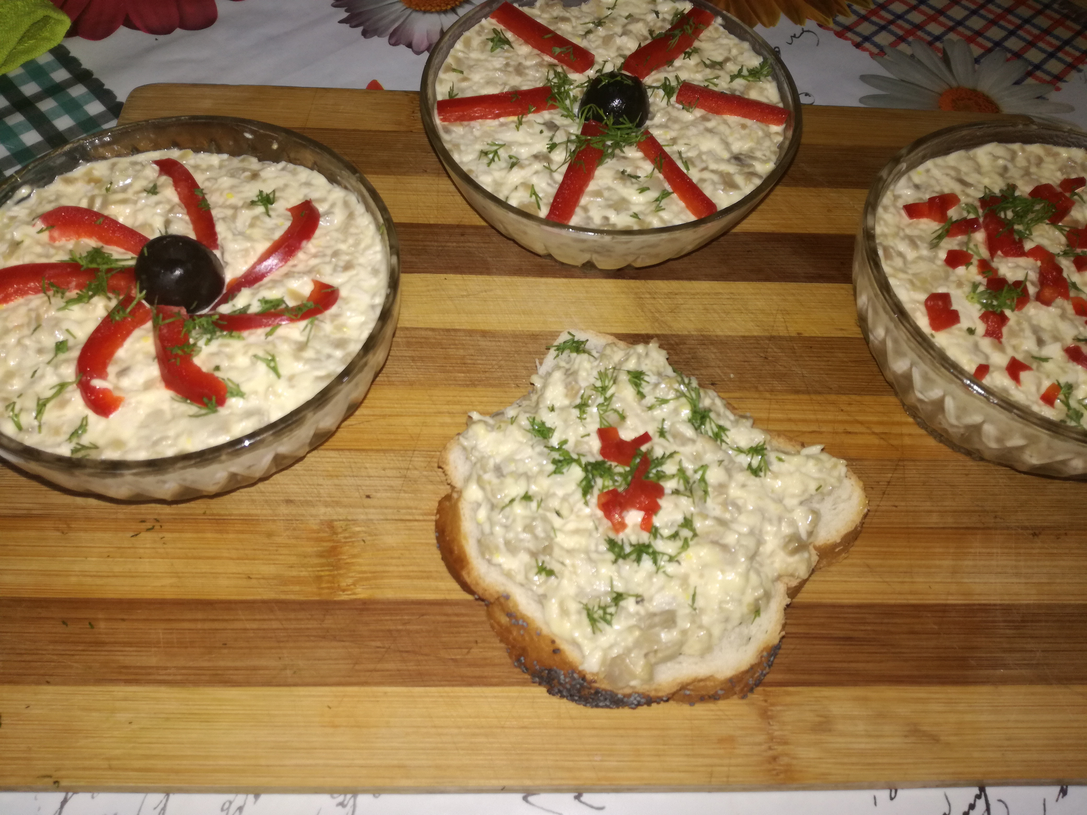 Salata din piept de pui cu ciuperci