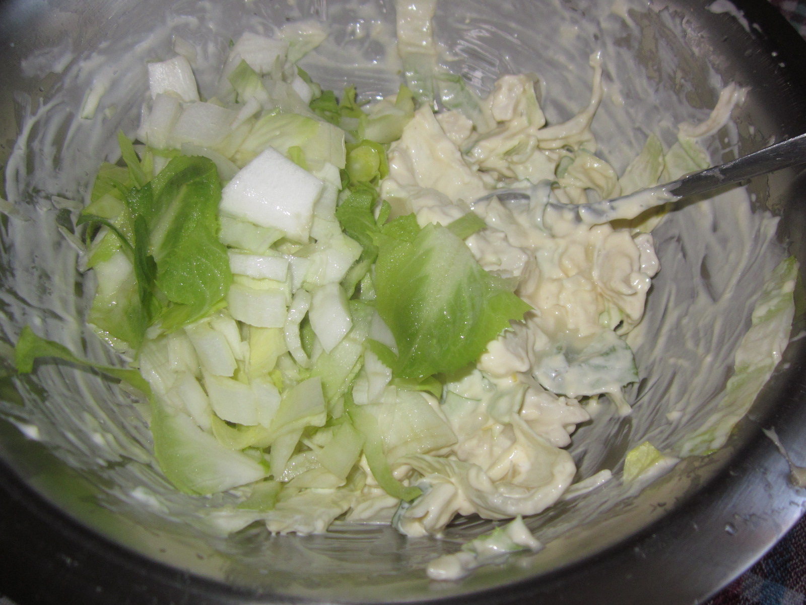 Salata de andive cu carne de curcan si capere