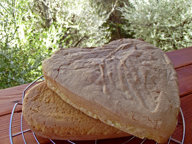 Desert tort cu crema de lamaie, capsuni si jeleu din vin sau 7 ani de bucatareala ori hlizeala pe Bucataras.ro