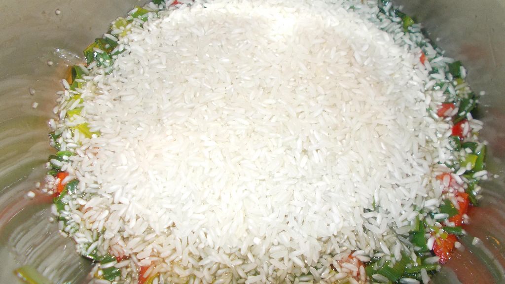 Pilaf din orez si bulgur cu snitele de pleurotus