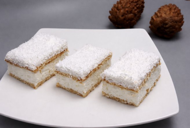 Desert prajitura Fulg de nea