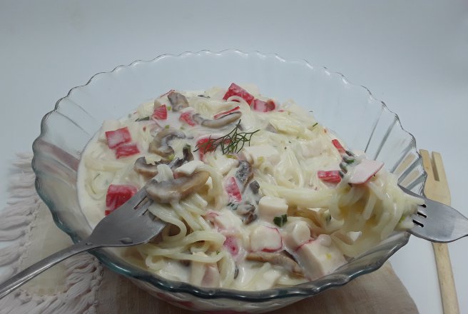 Paste cu ciuperci si surimi