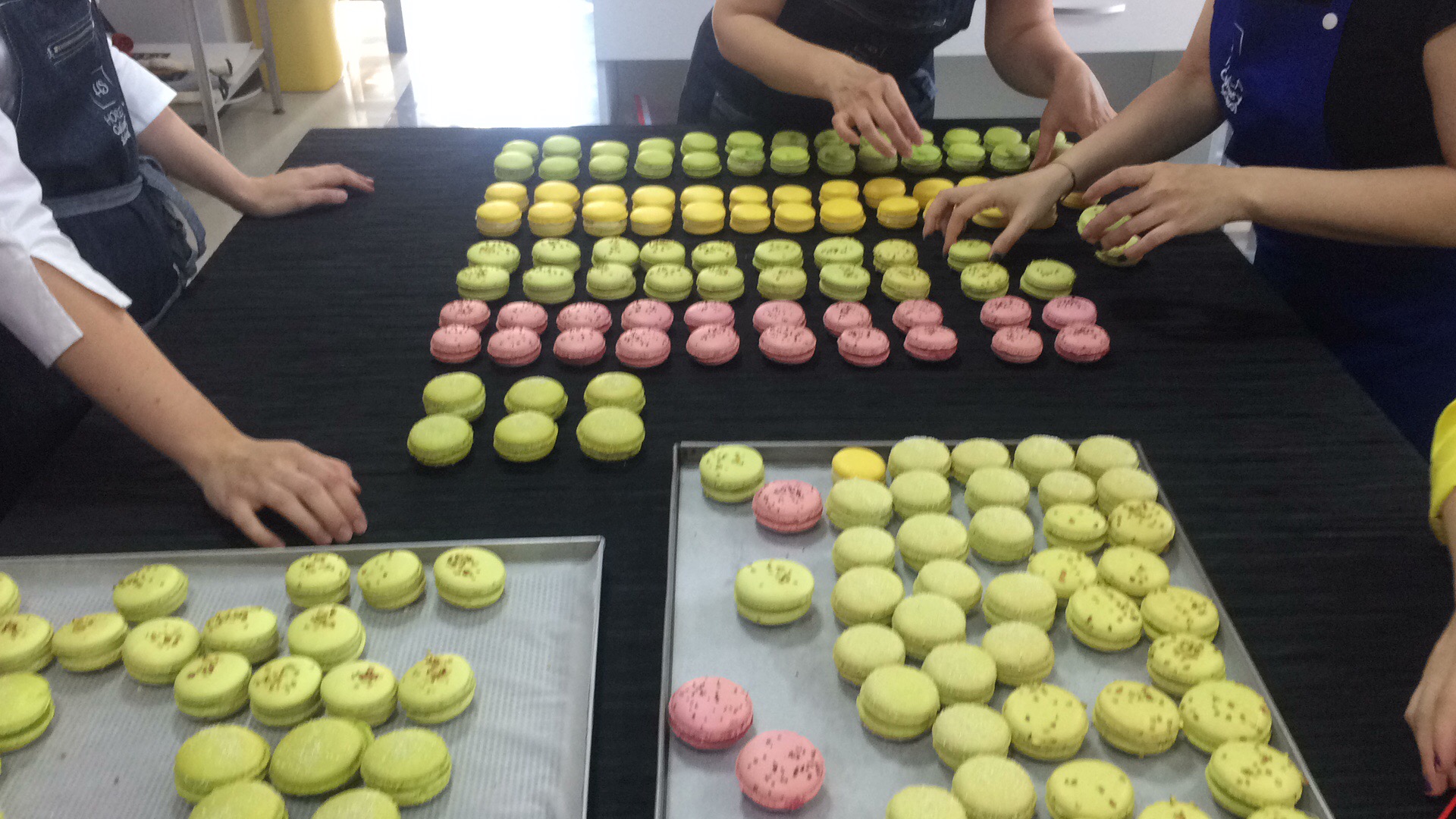 O noua experienta, o alta provocare! Macarons! ;)