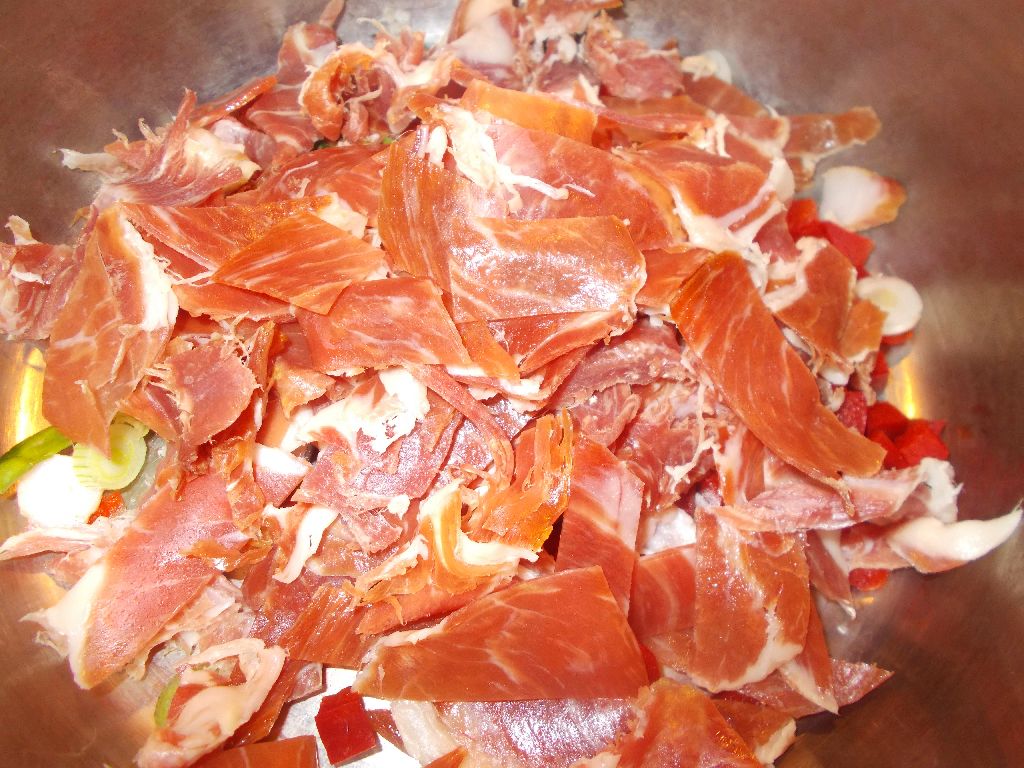 Ciorba de salata verde cu prosciutto