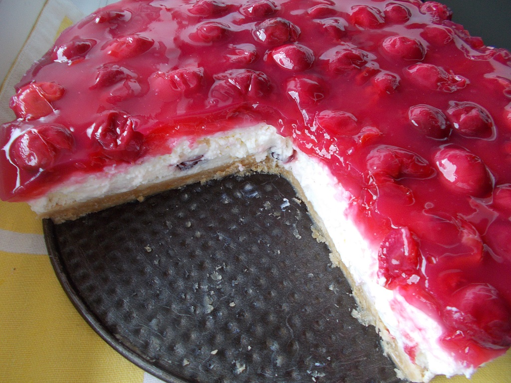 Desert cheesecake cu visine, fara coacere