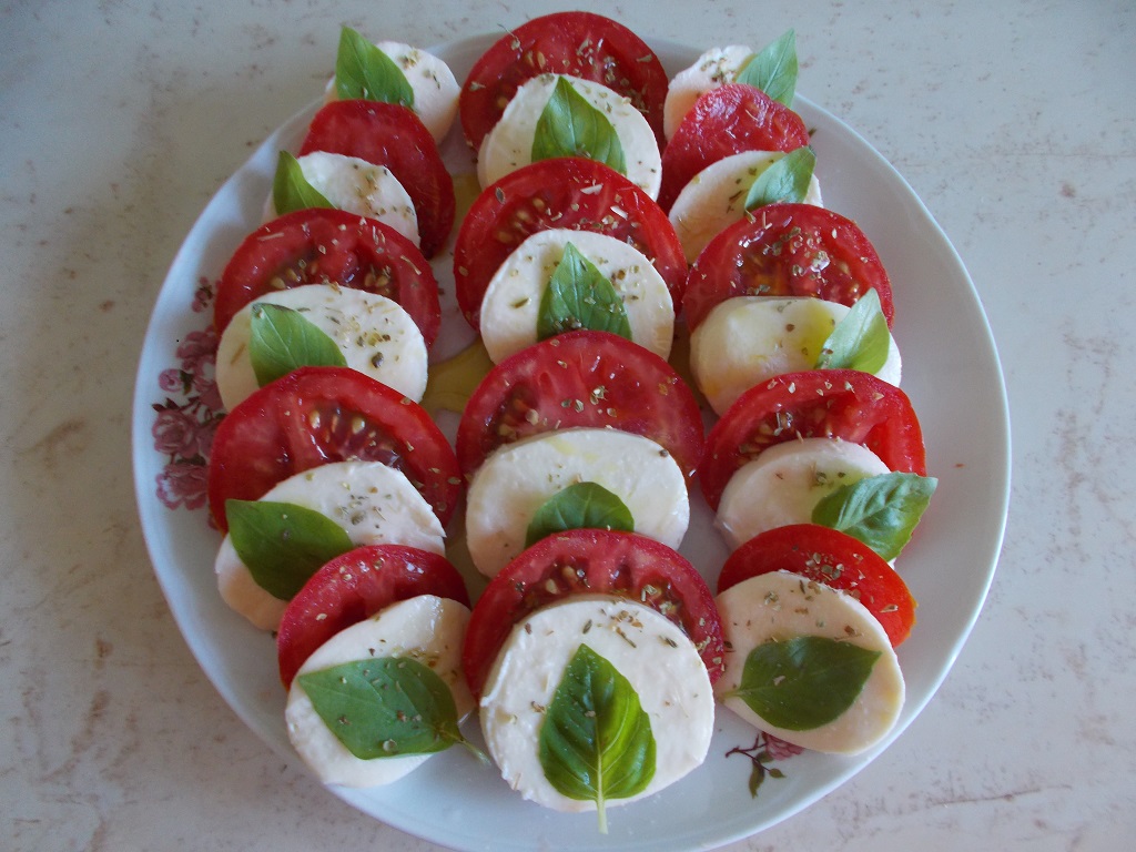 Salata Caprese