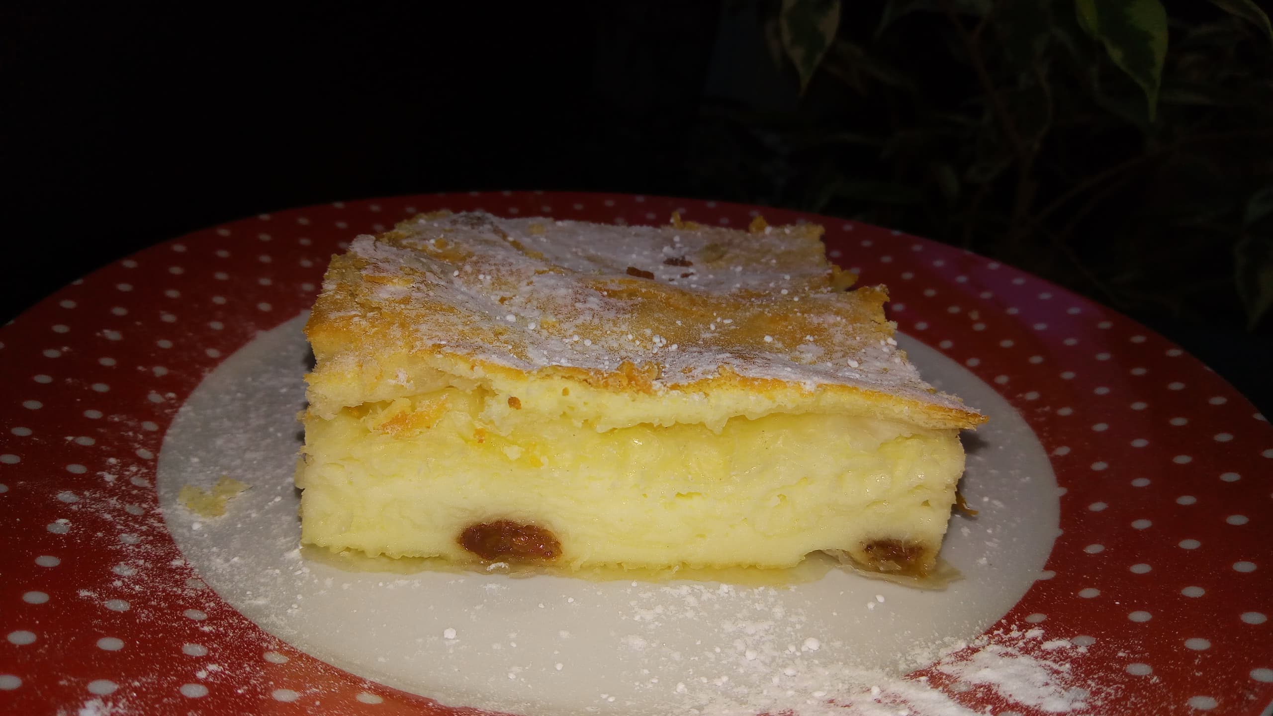 Desert placinta cu crema de branza (fromage blanc)