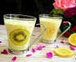 Smoothie cu iaurt, banane si kiwi-4