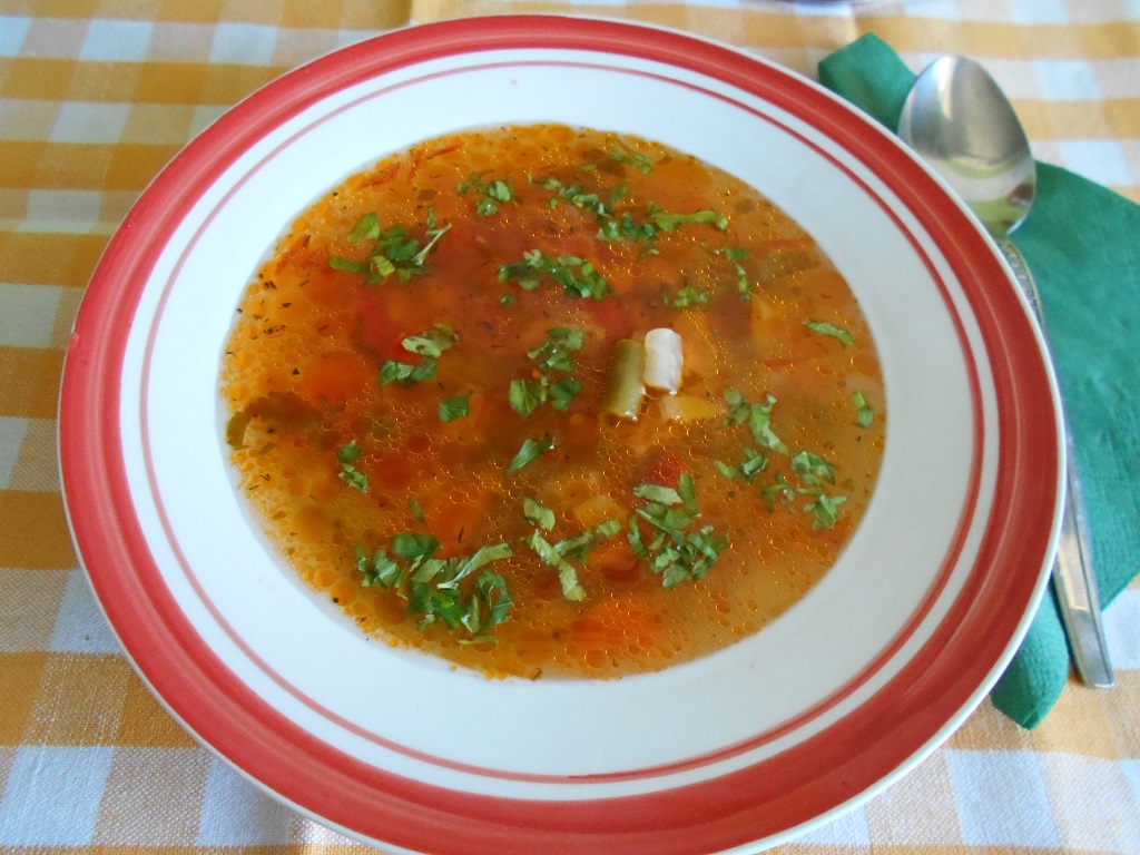 Ciorba de legume, acrita cu moare de varza