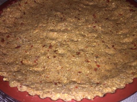 Tarta cu blat raw vegan si pere