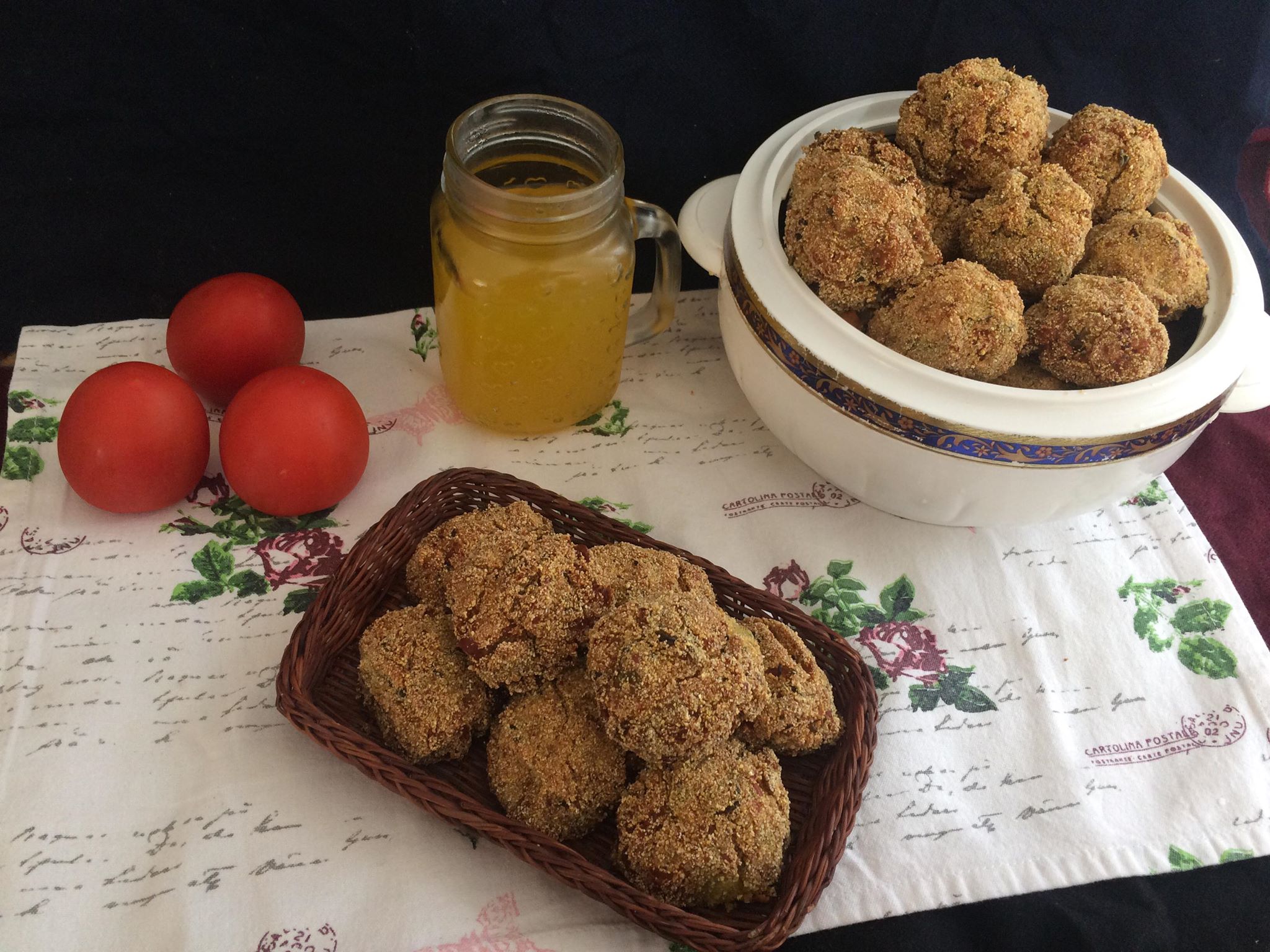 Chiftele de fasole cu dovlecei