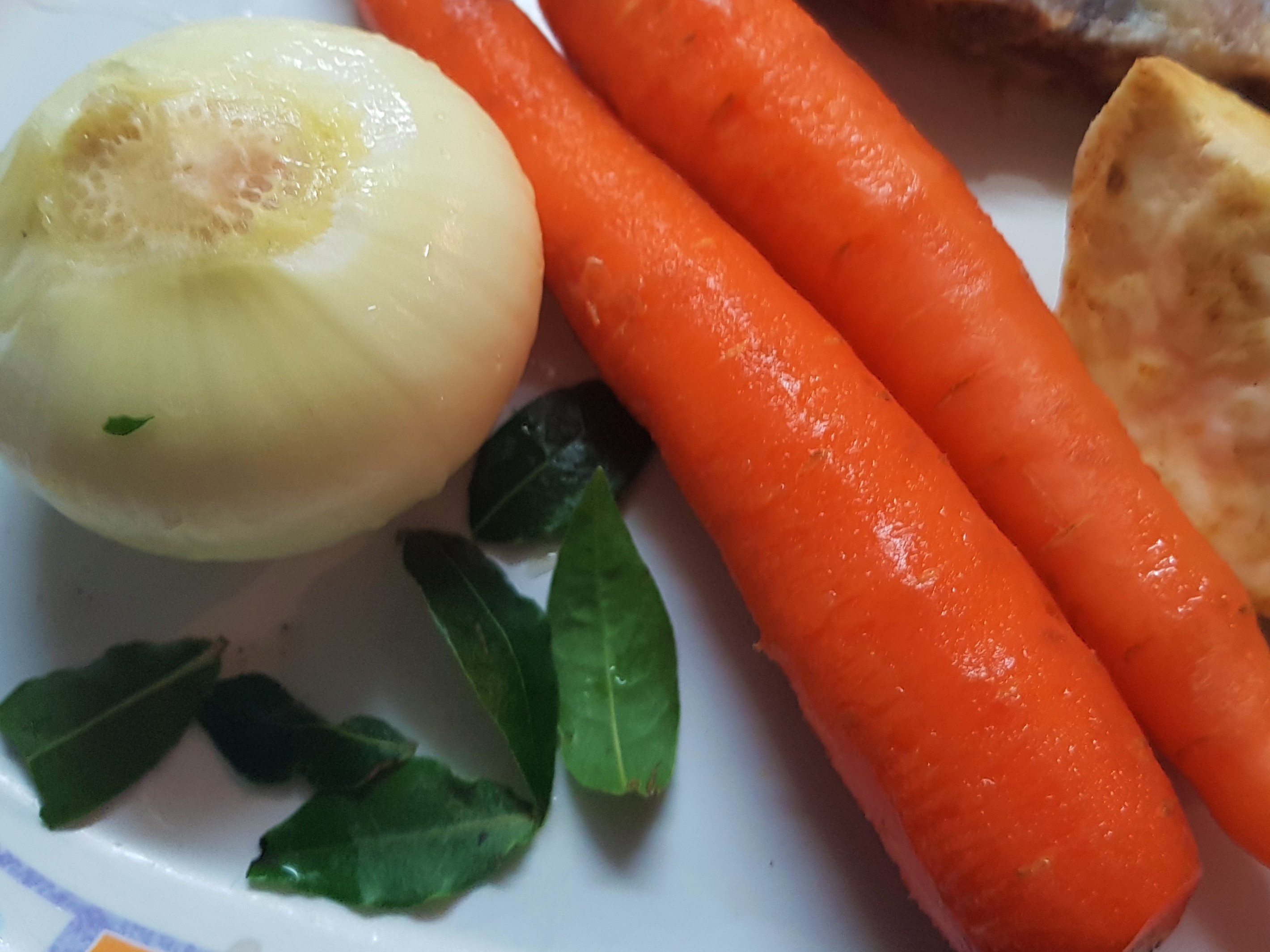 Ciorba cu pastai de fasole galbena lata