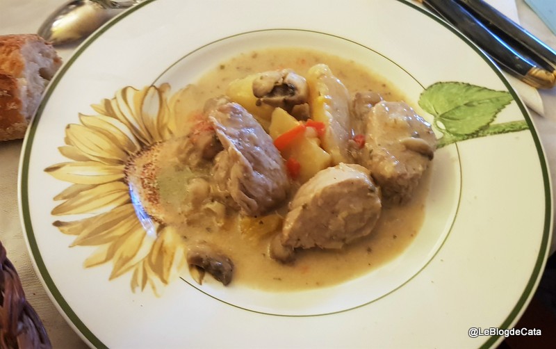 Mancarica de porc cu curry verde si ciuperci