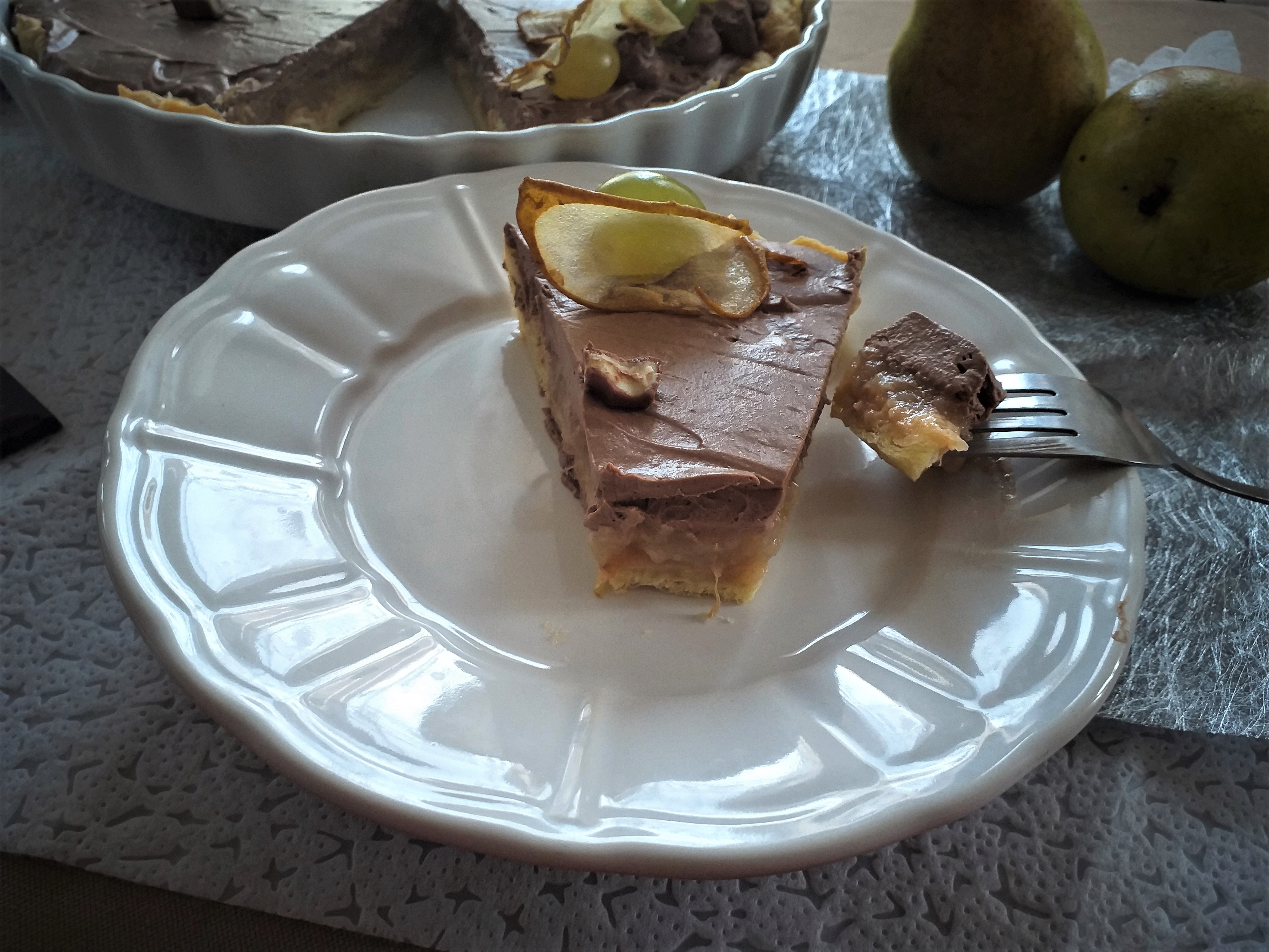 Desert tarta cu pere si ciocolata