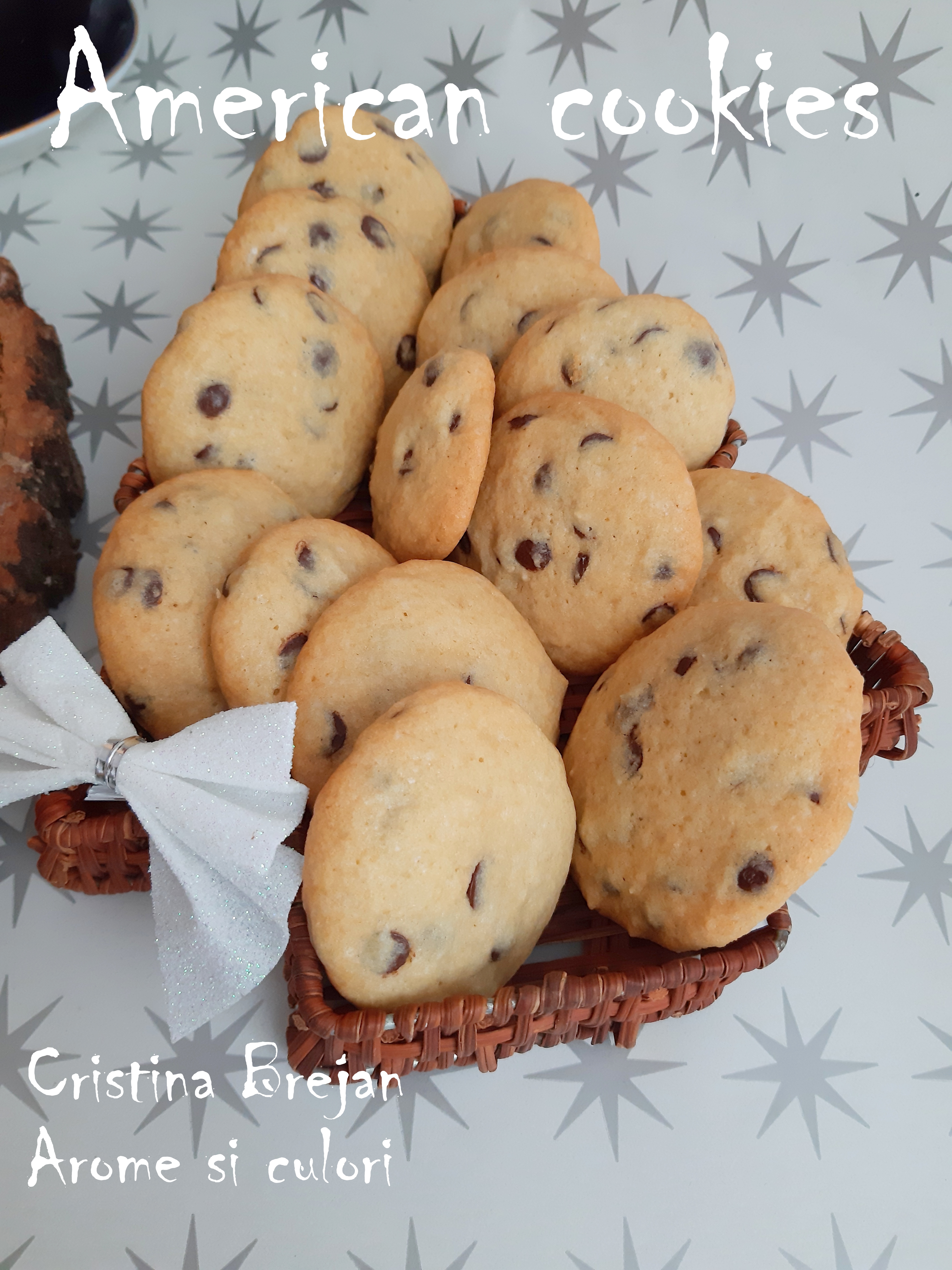 Desert American chocolate chip cookies