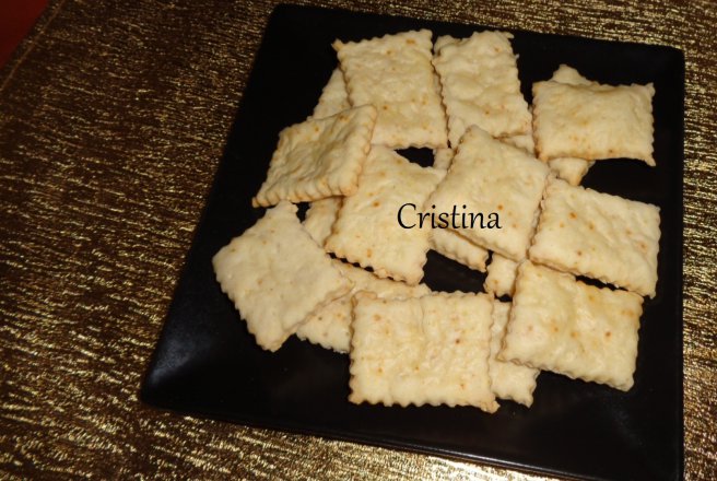 Aperitiv biscuiti sarati