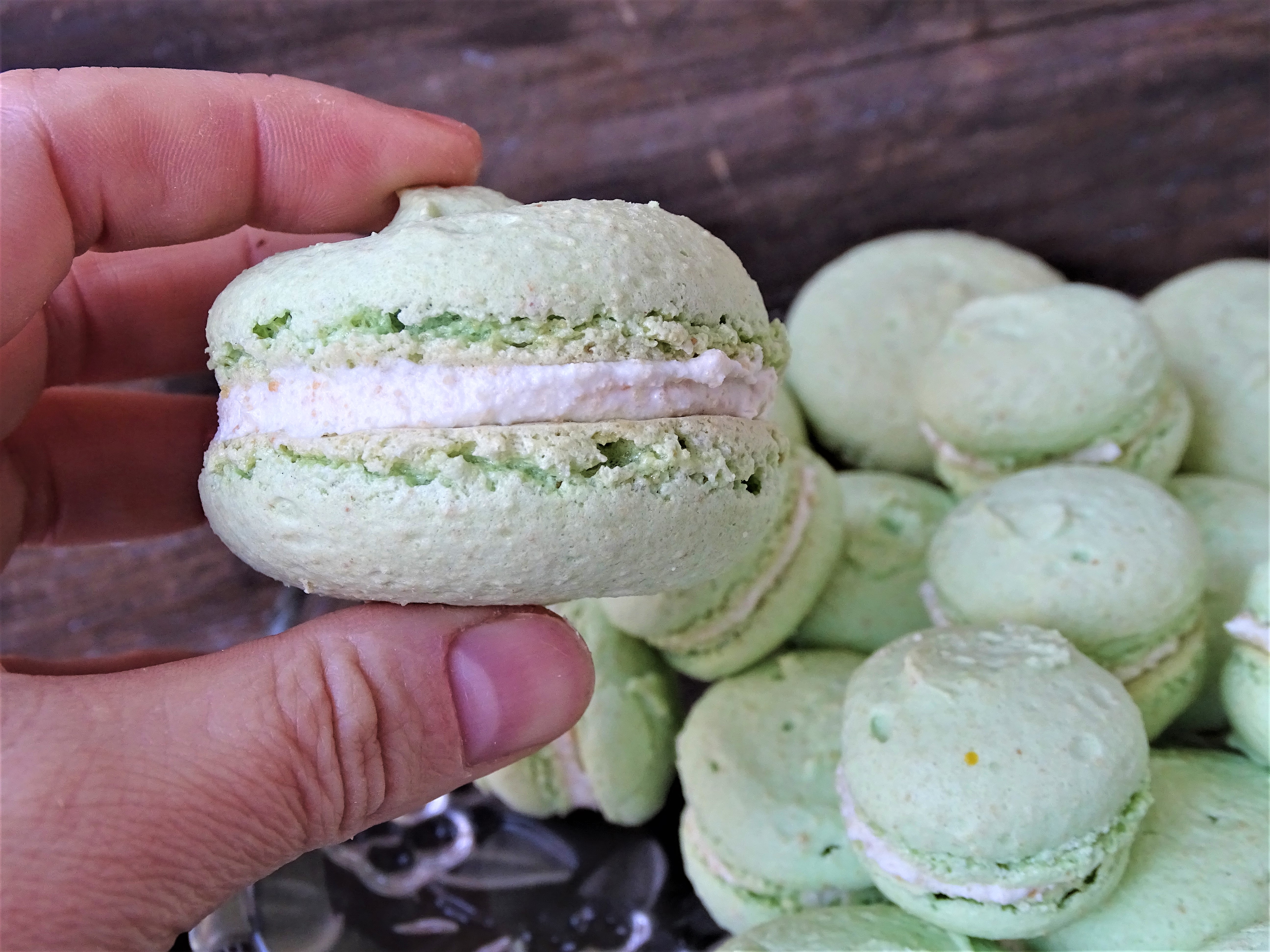 Desert Macarons si 7 ani de Bucataras