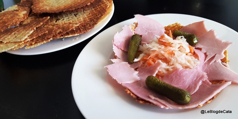 Aperitiv saratele cu cascaval si chimen / Vafe (fara gluten)