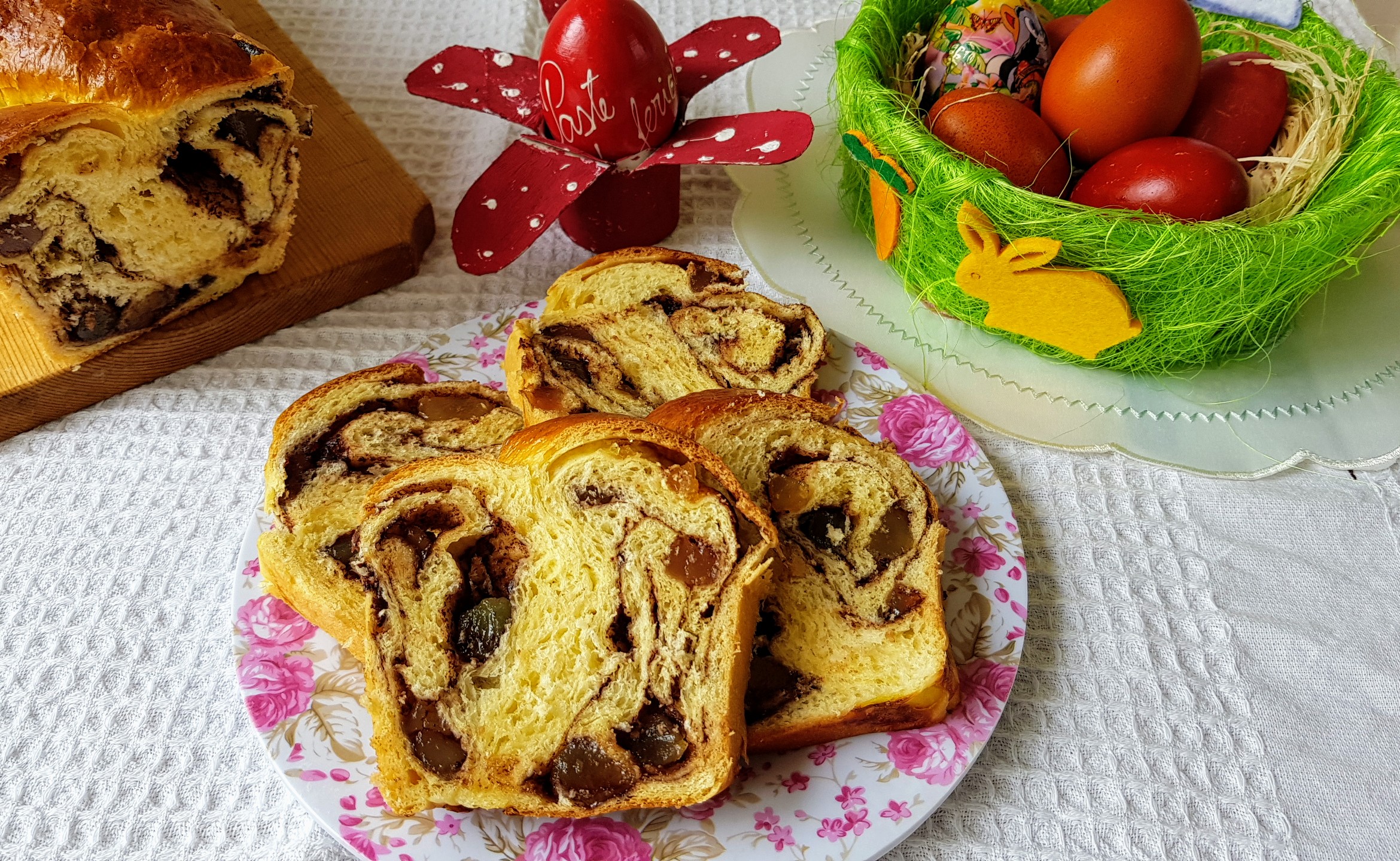 Desert cozonac cu nutella si rahat