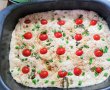 Foccacia cu cherry, usturoi verde si ierburi italiene-8