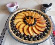 Desert tarta cu branza dulce, nectarine si afine-10