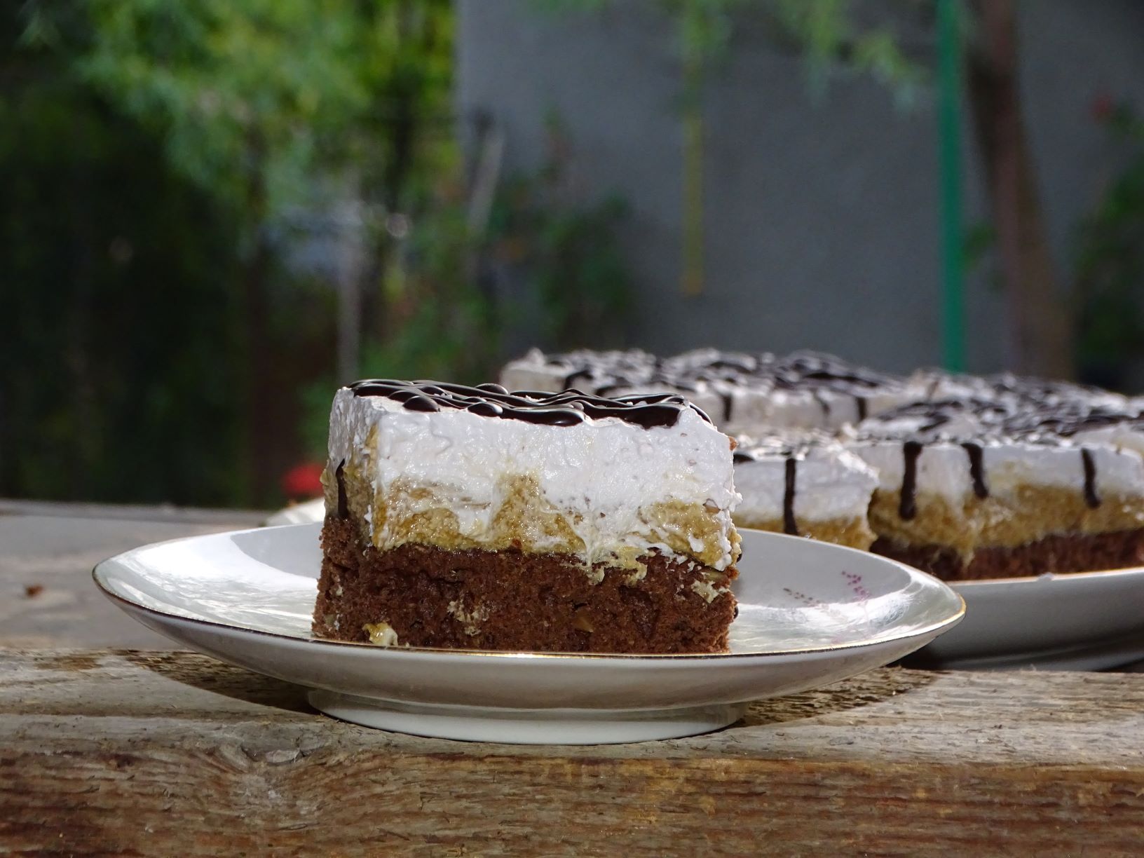 Desert prajitura cu migdale, lamaie si altele