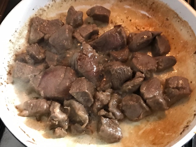 Berbecut cu gutui in stil grecesc gatit la slow cooker Crock Pot