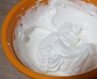 Prajitura cu crema de lamaie - Deliciu pufost si aromat-0