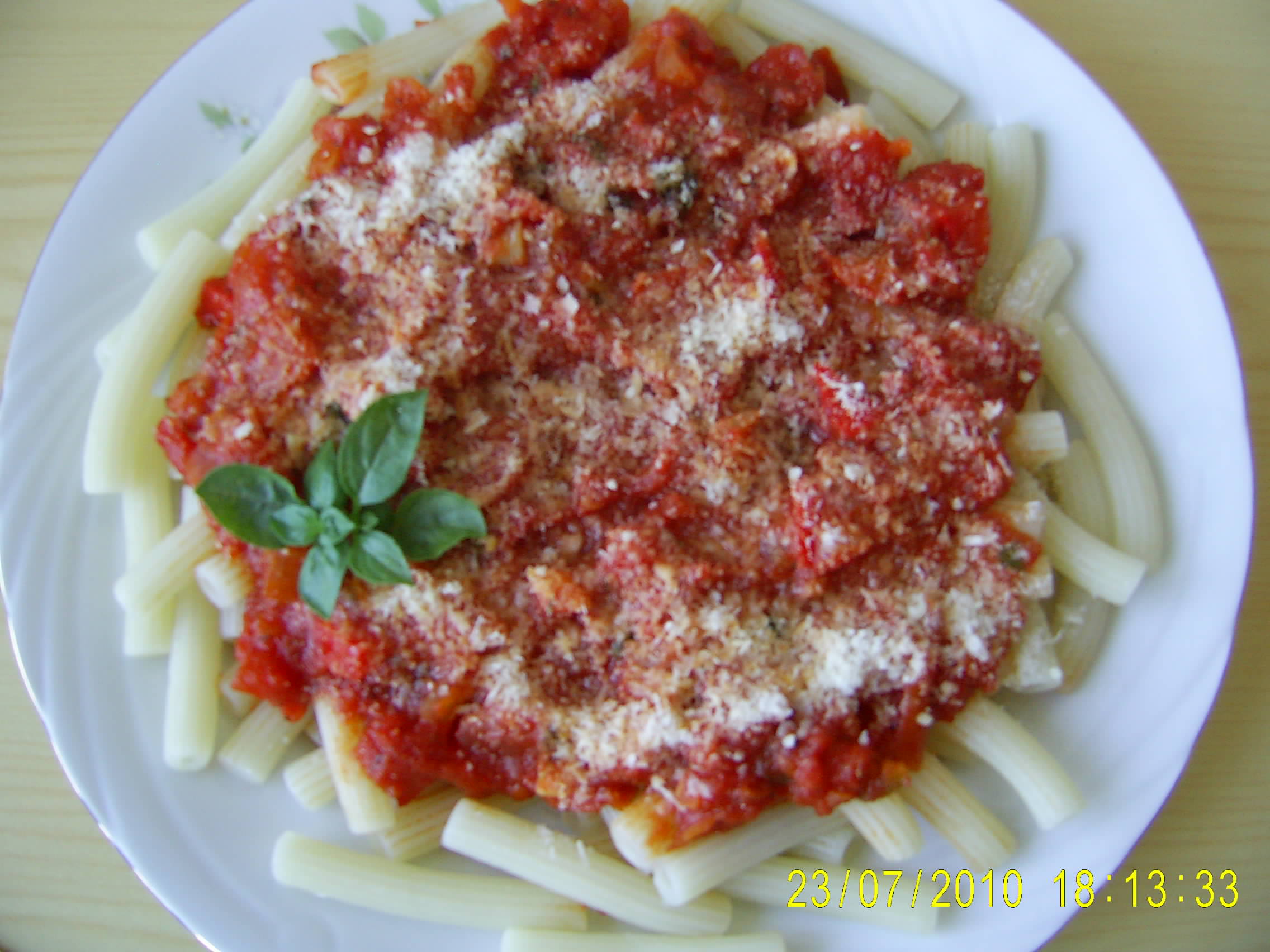 Rigatoni arrabiata