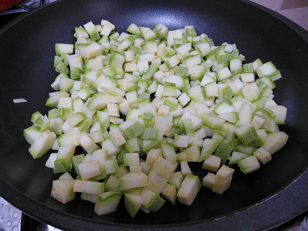 Paste gratinate cu ton si mozzarella