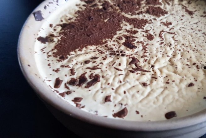 Desert panna cotta cu cafea si ciocolata