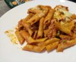 Paste (penne) cu bacon, mazare si suc de rosii-9