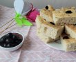 Focaccia cu masline negre-11